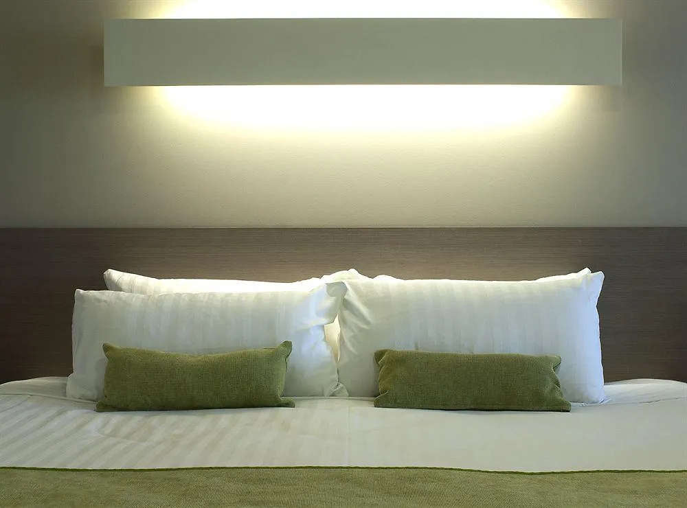 Abode Gungahlin Aparthotel Canberra
