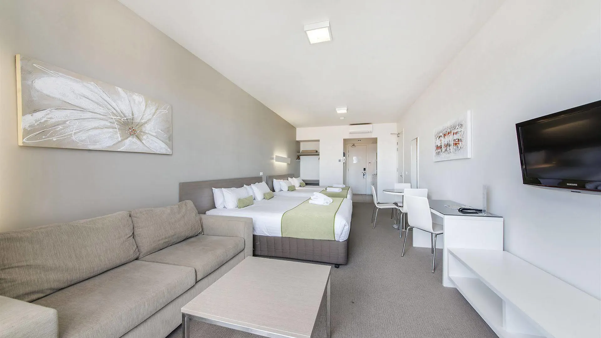 Abode Gungahlin Aparthotel Canberra