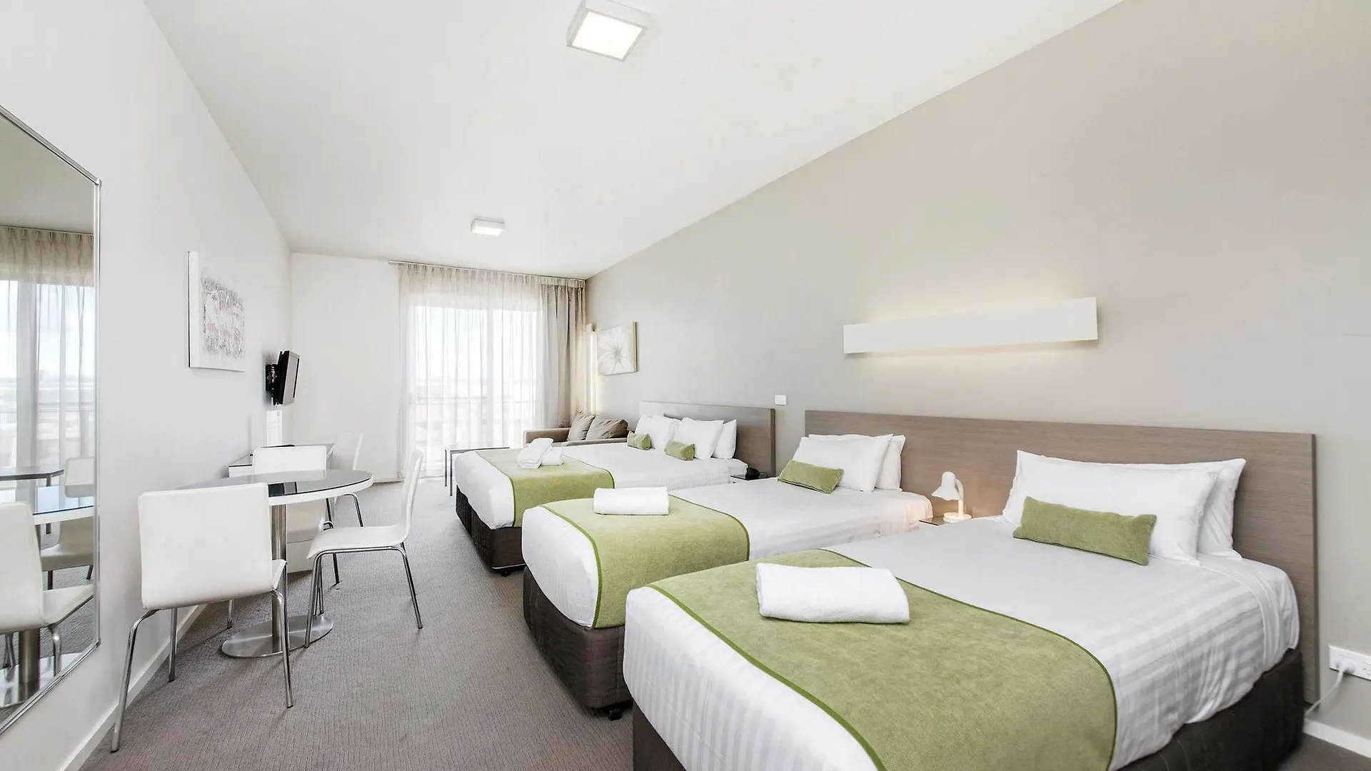 Abode Gungahlin Aparthotel Canberra